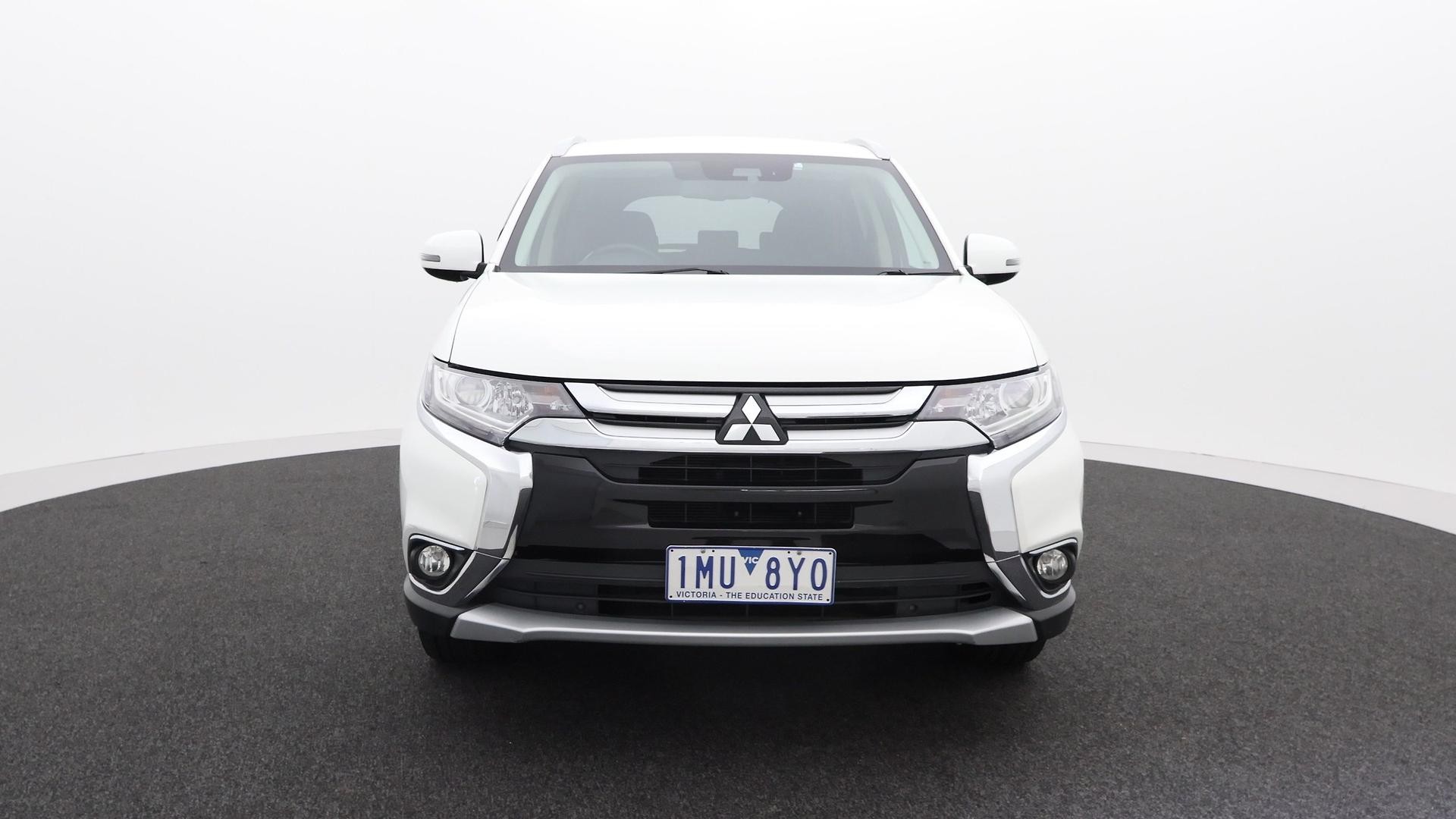 Mitsubishi Outlander image 2