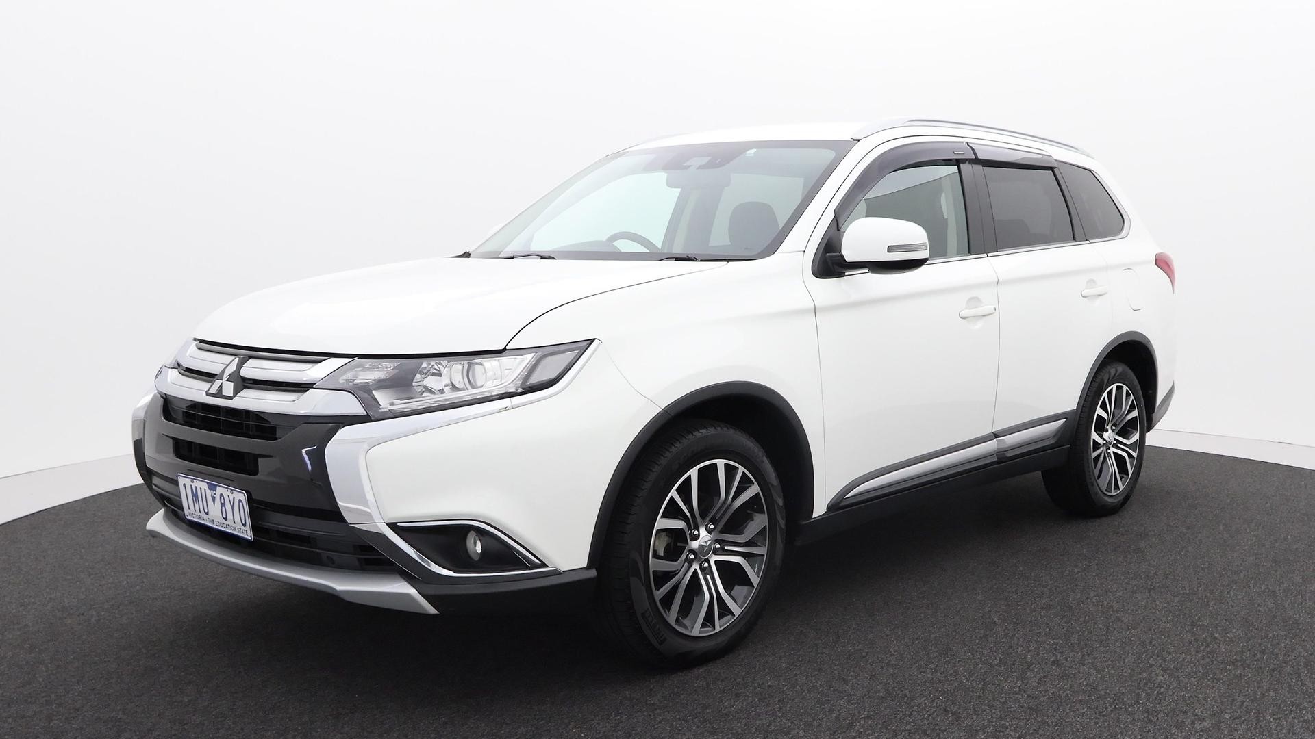 Mitsubishi Outlander image 1