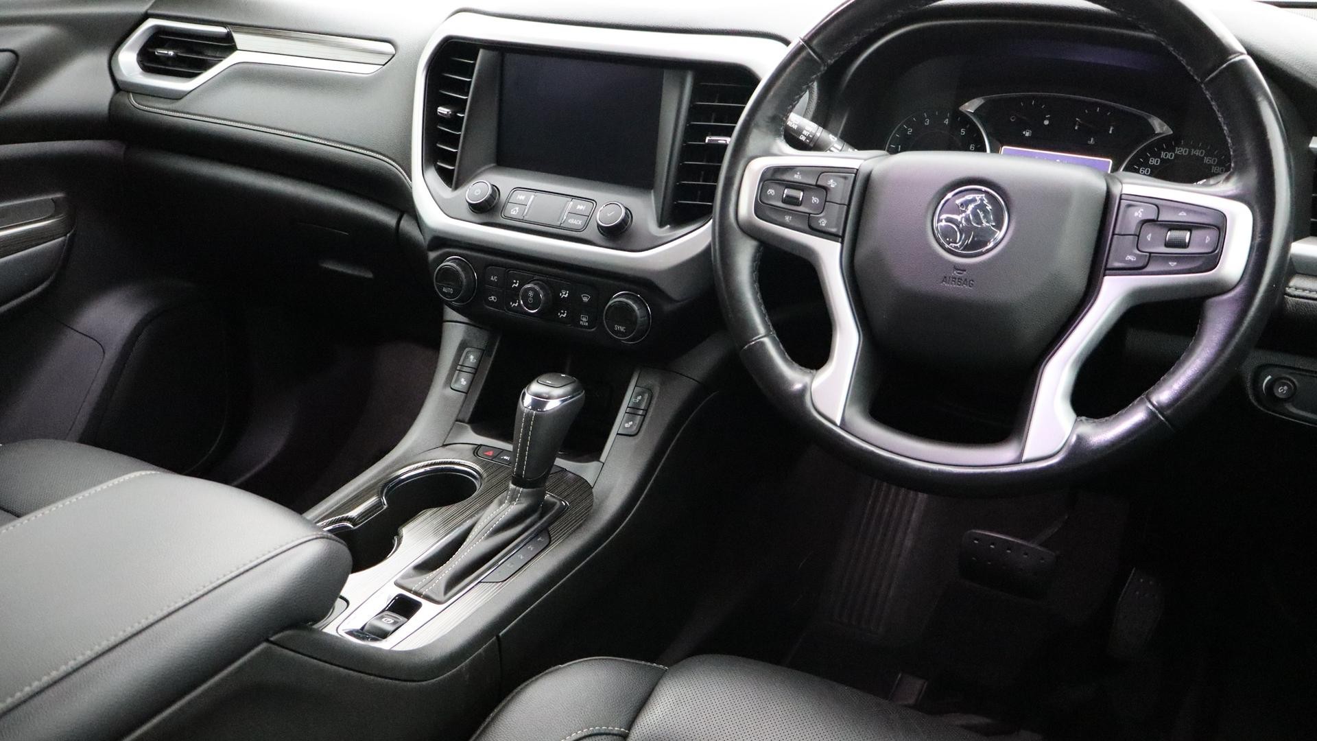 Holden Acadia image 4