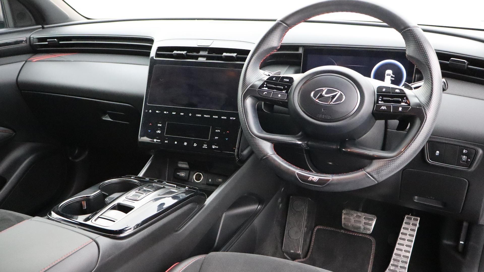 Hyundai Tucson image 4