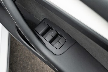 https://dvg-vehicle-assets.s3.amazonaws.com/N1024/1030vq4rdt3q1hxpk4hi61pxj.jpg