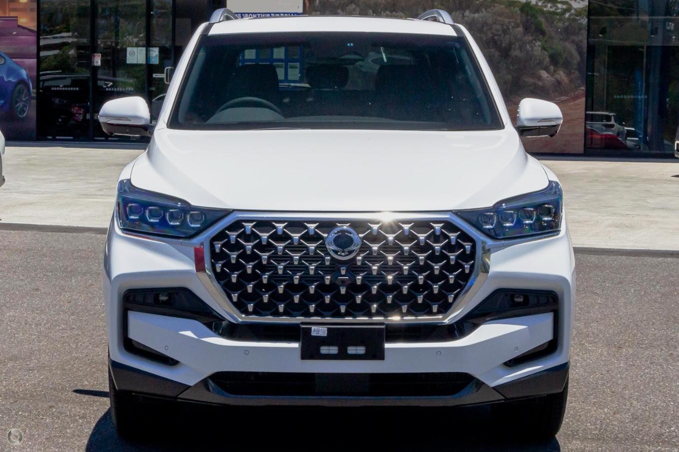 Ssangyong Rexton image 2