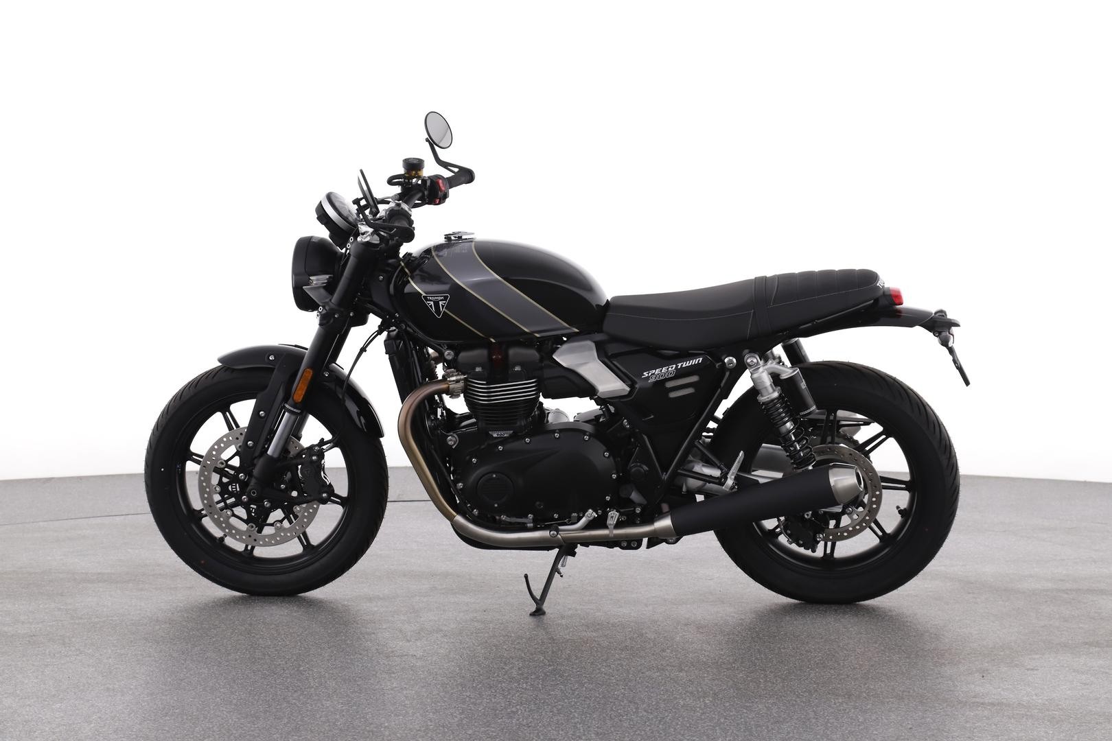 Triumph Speed Twin 900 image 2