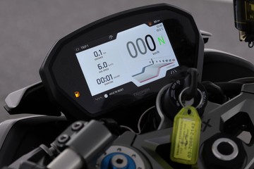 https://dvg-vehicle-assets.s3.amazonaws.com/STREEET765RX/23fssjcci5gpi8qdbxabndtf8.jpg