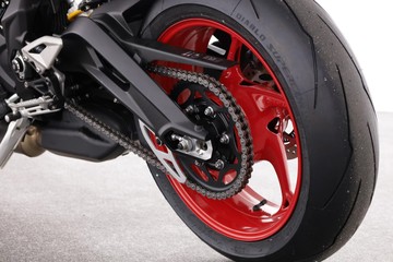 https://dvg-vehicle-assets.s3.amazonaws.com/STREEET765RX/2wjcuxqi6kik7ktc41eto5kaq.jpg