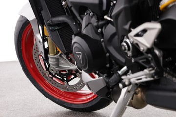 https://dvg-vehicle-assets.s3.amazonaws.com/STREEET765RX/3h5sz23ncqeu9pszz8fjc3mo6.jpg