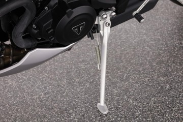 https://dvg-vehicle-assets.s3.amazonaws.com/STREEET765RX/4exshiyh1u2mhejukevglkv9c.jpg