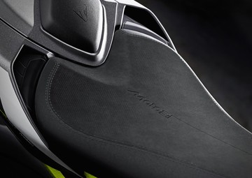 https://dvg-vehicle-assets.s3.amazonaws.com/STREETMOTO2/dx3xayebzjvdlb02ks4cxvgtr.jpg