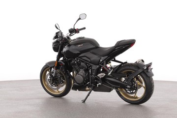 https://dvg-vehicle-assets.s3.amazonaws.com/TRIBLACK/5wszuadps6enlf6z4zssry44f.jpg
