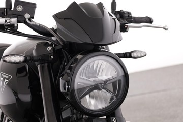 https://dvg-vehicle-assets.s3.amazonaws.com/TRIBLACK/ugzaimxdmidkmbqnyv122u0o.jpg