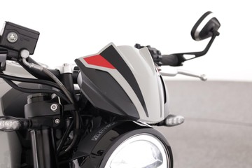 https://dvg-vehicle-assets.s3.amazonaws.com/TRID800GREY/1klyx7qmwwvjb8taecr58vg43.jpg
