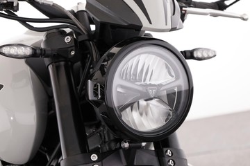 https://dvg-vehicle-assets.s3.amazonaws.com/TRID800GREY/e7ueleeqjt09d5pb43ym242j8.jpg