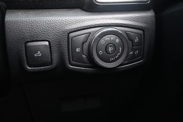 https://dvg-vehicle-assets.s3.amazonaws.com/U12841/brlwvixy7p2e20g2bglrq6end.jpg