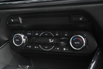 https://dvg-vehicle-assets.s3.amazonaws.com/U13728/cfyp7mfmo4zfawpdclndg566g.jpg