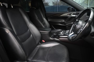 https://dvg-vehicle-assets.s3.amazonaws.com/U13728/egdhlcah7yw7yg243cutqkq38.jpg