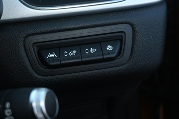 https://dvg-vehicle-assets.s3.amazonaws.com/U13827/a0vmc30ubppennn46sywo2ehh.jpg