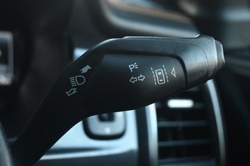 https://dvg-vehicle-assets.s3.amazonaws.com/U13953/9kqhtio5ad10ekbvie7jbol9e.jpg