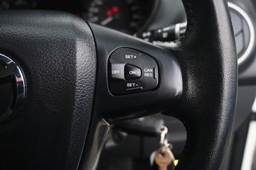 https://dvg-vehicle-assets.s3.amazonaws.com/U14125/6wu1j0x6pkeo5h76es5k6l5qn.jpg