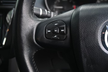 https://dvg-vehicle-assets.s3.amazonaws.com/U14125/b695bxcszmcbl5tpjzrkqak7r.jpg