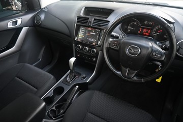https://dvg-vehicle-assets.s3.amazonaws.com/U14125/e1nekskr9utudyw6u7m68r6ze.jpg
