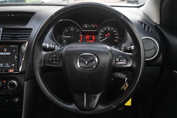 https://dvg-vehicle-assets.s3.amazonaws.com/U14125/eh0167f4735b1rjdzcqyu2dty.jpg