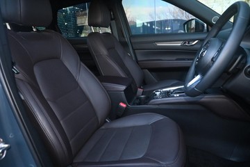 https://dvg-vehicle-assets.s3.amazonaws.com/U14148/4cg35xjz2vhk3i32qb0v7vy1v.jpg