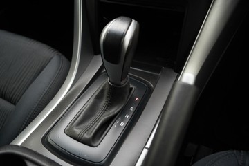https://dvg-vehicle-assets.s3.amazonaws.com/U14208/25yeik8pigianxeyb97tscs8i.jpg