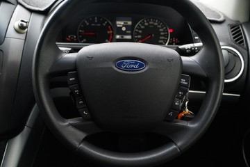 https://dvg-vehicle-assets.s3.amazonaws.com/U14208/2kbezri0zf85d1cjkaa09g7lq.jpg
