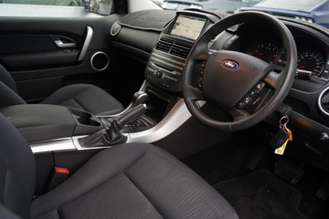 https://dvg-vehicle-assets.s3.amazonaws.com/U14208/8flj4glo59nqajgfphxo3ts50.jpg