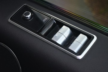 https://dvg-vehicle-assets.s3.amazonaws.com/U14214/558r5t17v5lcqm6vag0vgaeb3.jpg