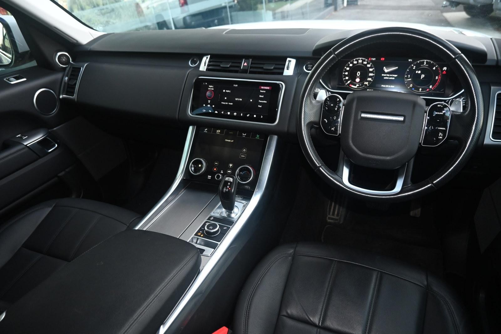 Land Rover Range Rover Sport image 3