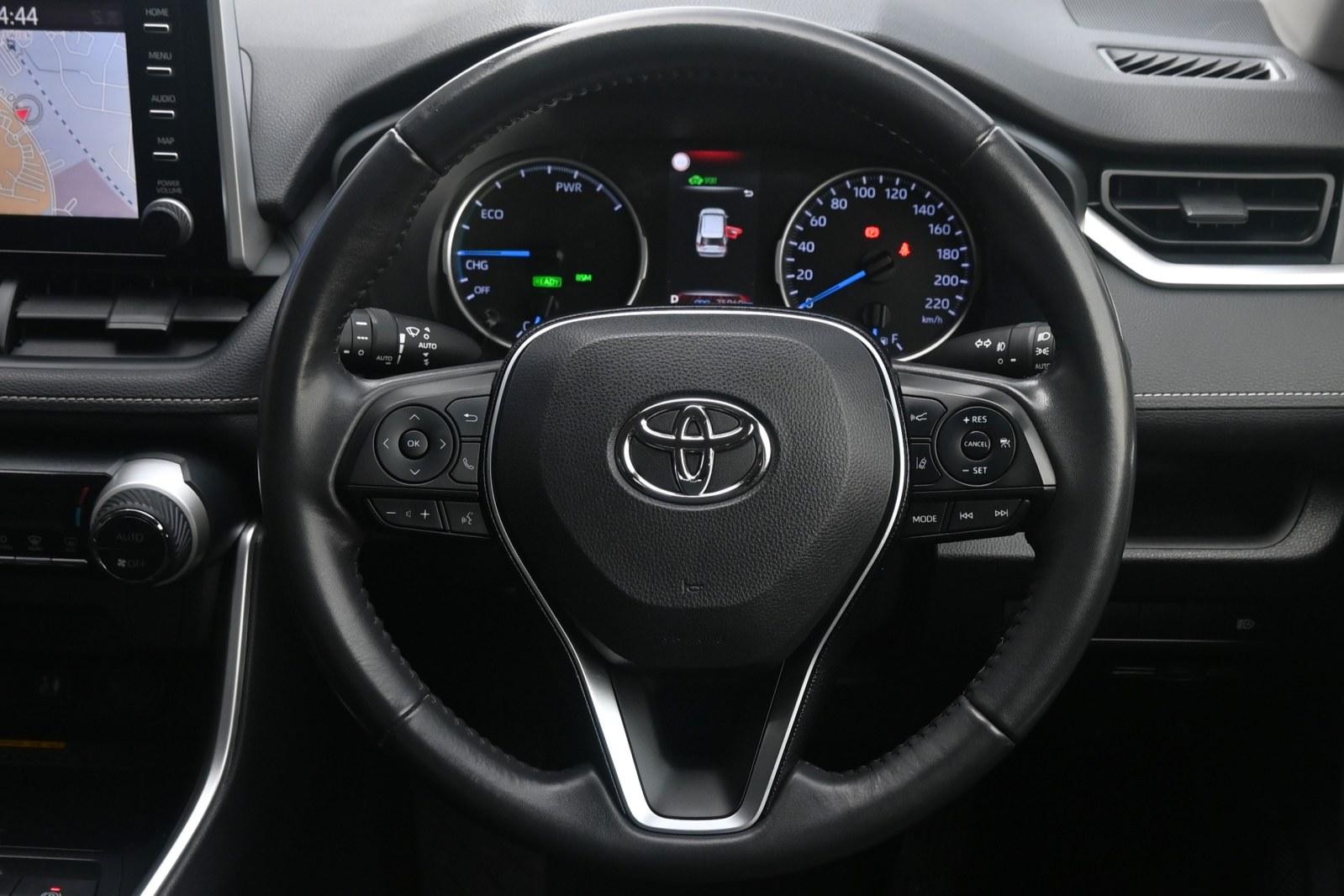Toyota Rav4 image 4