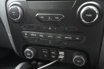https://dvg-vehicle-assets.s3.amazonaws.com/U14342/3al3o16kmnerrttdpheqsbtrv.jpg