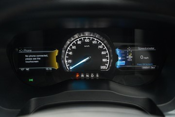 https://dvg-vehicle-assets.s3.amazonaws.com/U14342/c3kft811cwncsiu7rfp5f8lzo.jpg