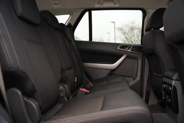 https://dvg-vehicle-assets.s3.amazonaws.com/U14395/225sdbcjp4k0s77i6qwlox4yd.jpg
