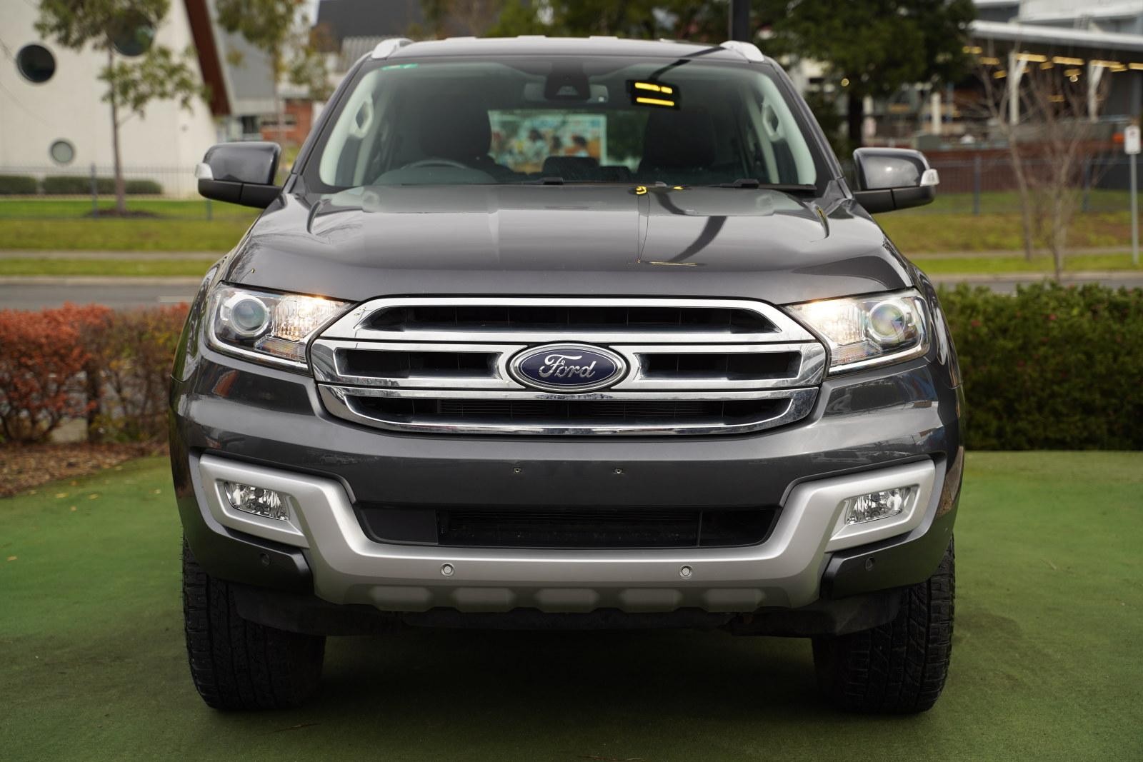 Ford Everest image 2