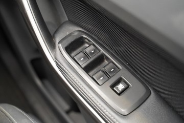 https://dvg-vehicle-assets.s3.amazonaws.com/U14395/95xf985ra175xsq3cztryv1bs.jpg