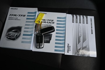 https://dvg-vehicle-assets.s3.amazonaws.com/U14414/3qrqc8hujo608otl8j7h70aol.jpg