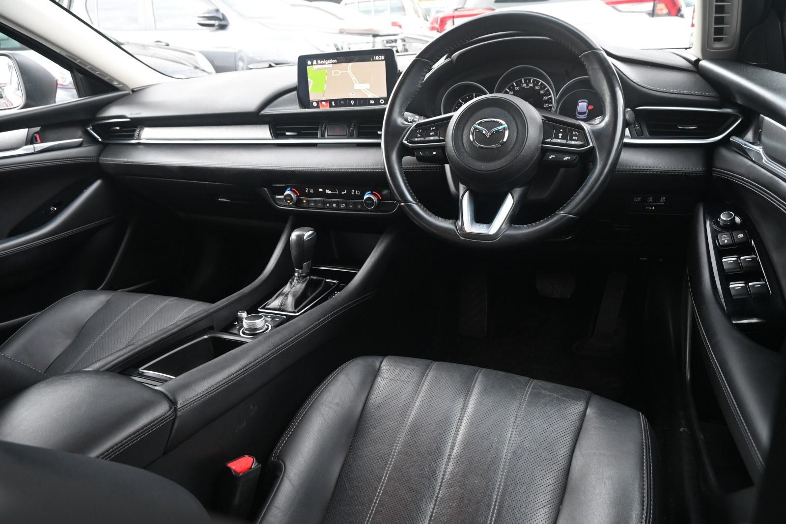 Mazda 6 image 3