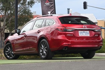 https://dvg-vehicle-assets.s3.amazonaws.com/U14447/5ra1f1d7w75cvbdrmt3rv9j4y.jpg