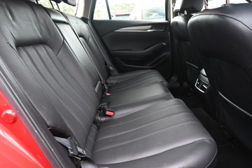 https://dvg-vehicle-assets.s3.amazonaws.com/U14447/wc0xbhtobpwiu0740e7sg46g.jpg