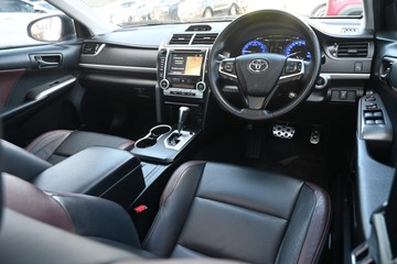 https://dvg-vehicle-assets.s3.amazonaws.com/U14510/9yefwmqs7on3ig8tjiku81x16.jpg