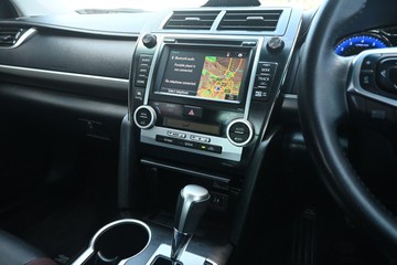 https://dvg-vehicle-assets.s3.amazonaws.com/U14510/dbm327qpo5u6ma4lcynzni7gi.jpg