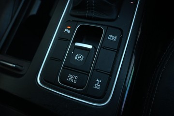 https://dvg-vehicle-assets.s3.amazonaws.com/U14555/6pjerbziex7j8i87ziyfw0e2b.jpg