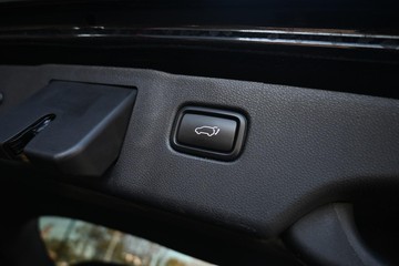 https://dvg-vehicle-assets.s3.amazonaws.com/U14555/crdol9lp7diuek6dpzbq9awf8.jpg