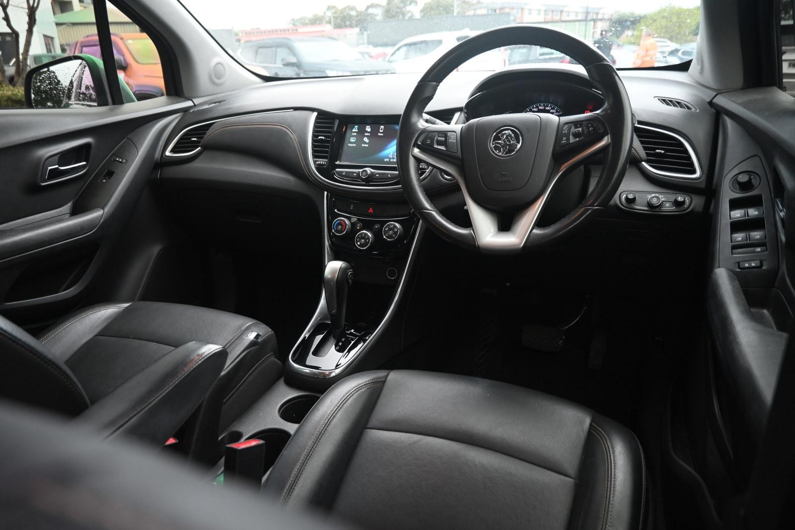 Holden Trax image 3