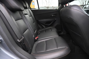 https://dvg-vehicle-assets.s3.amazonaws.com/U14566/88o17nkncyv7z87m27c1381m5.jpg