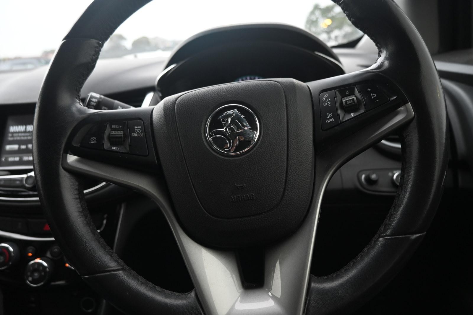 Holden Trax image 4