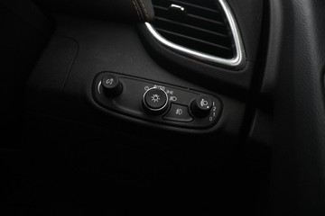 https://dvg-vehicle-assets.s3.amazonaws.com/U14566/dkk2naw4vli30e1zt67vq1ylw.jpg