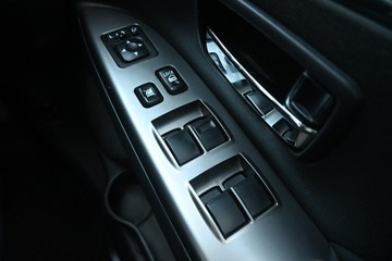 https://dvg-vehicle-assets.s3.amazonaws.com/U14677/etvissdkelm80iy8ga8zwip6u.jpg